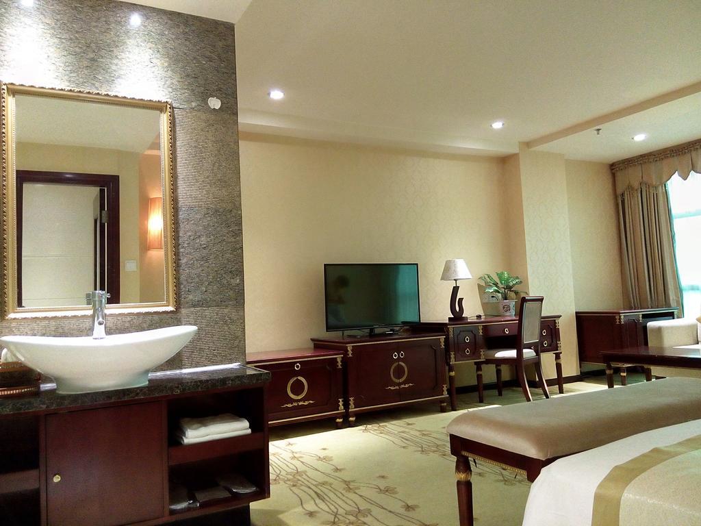 Guangzhou Li Gang Hotel Γκουανγκζού Δωμάτιο φωτογραφία